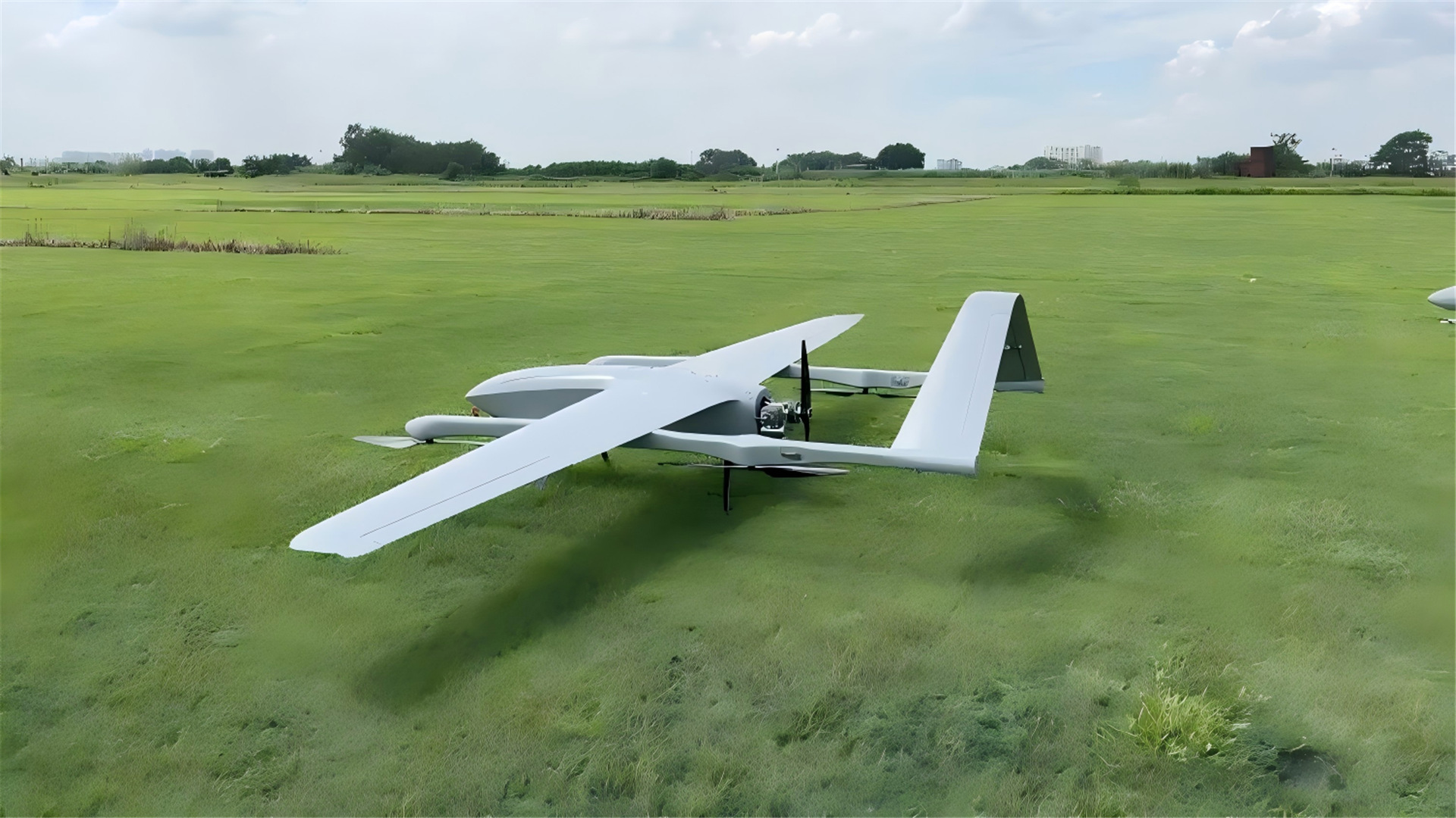 Fully Autonomous and Highly Maneuverable Flight