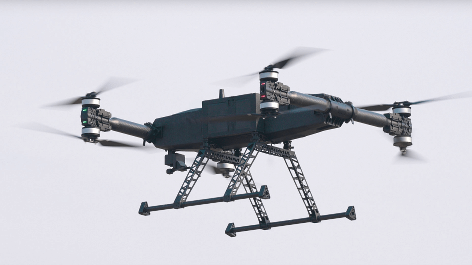 Super-strong Carrying Capacity And stable Flight